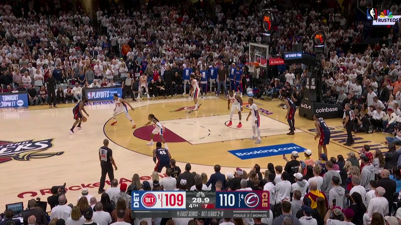 James Harden keeps it and finds nylon on the 3 Cavs lead by 4 with 259 remaining
