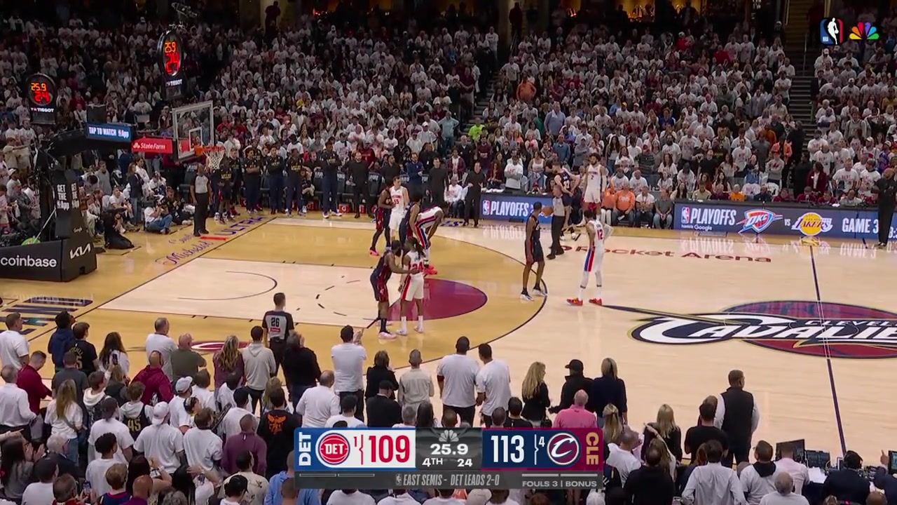 James Harden with GREAT defense forcing an airball on Duncan Robinson's 3-point attempt to cut the Cavaliers' lead to 1 with a replay