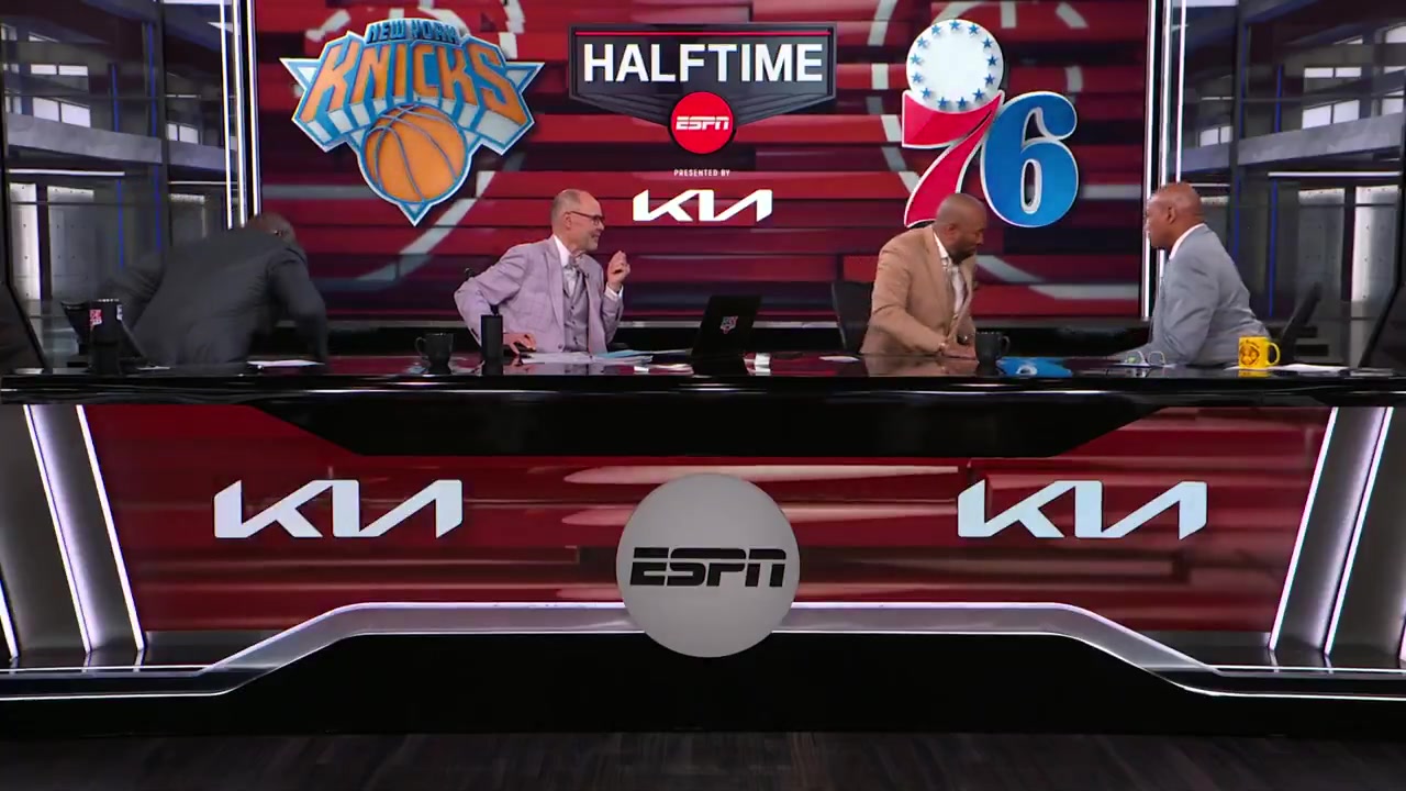 Shaq Chuck and Kenny run to the board with brooms as the Knicks are on the verge of a resounding sweep of the Sixers