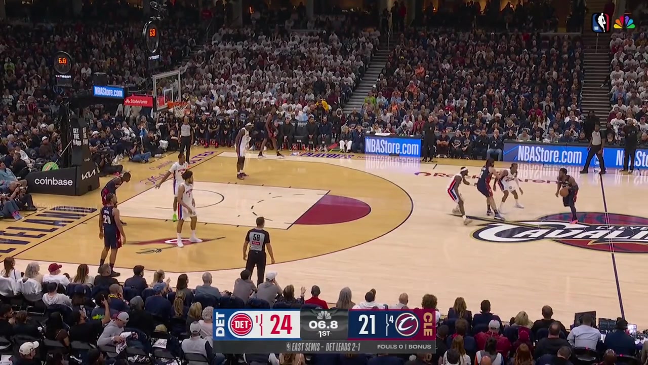 Donovan Mitchell goes to his bag and Caris LeVert poke the ball away with a replay