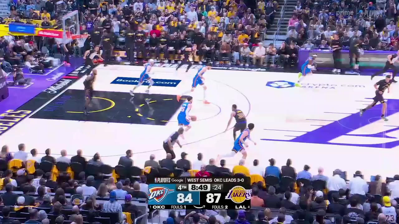 Marcus Smart hits LeBron with the touchdown pass after Jaxson Hayes block
