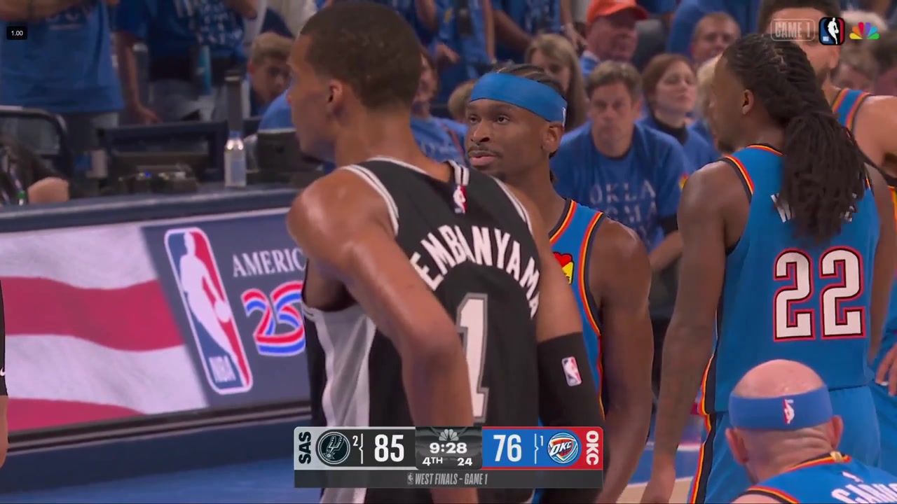 NBC's Zora Stephenson I've been in all the Thunder huddles I haven't seen Coach pull SGA aside or anything You remember he told us you would be amazed at how little he coaches Shai Even on a night like tonight Coach said 'I try to be there when he needs me but not more than that