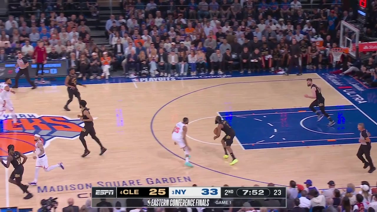 The Knicks with a relentless defense forcing another turnover on the Cavaliers