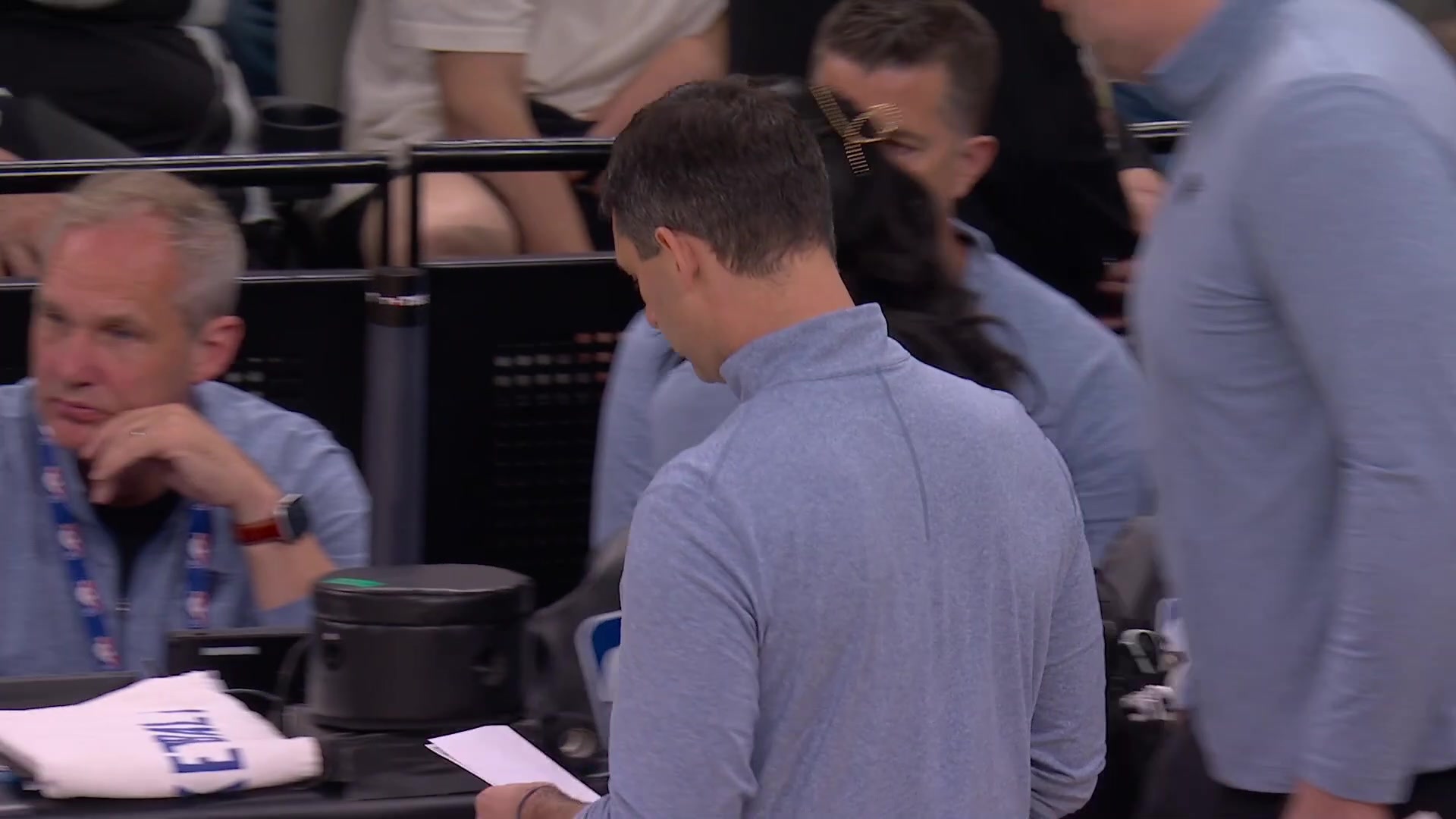 The clipboard being used by coach Mark Daigneault