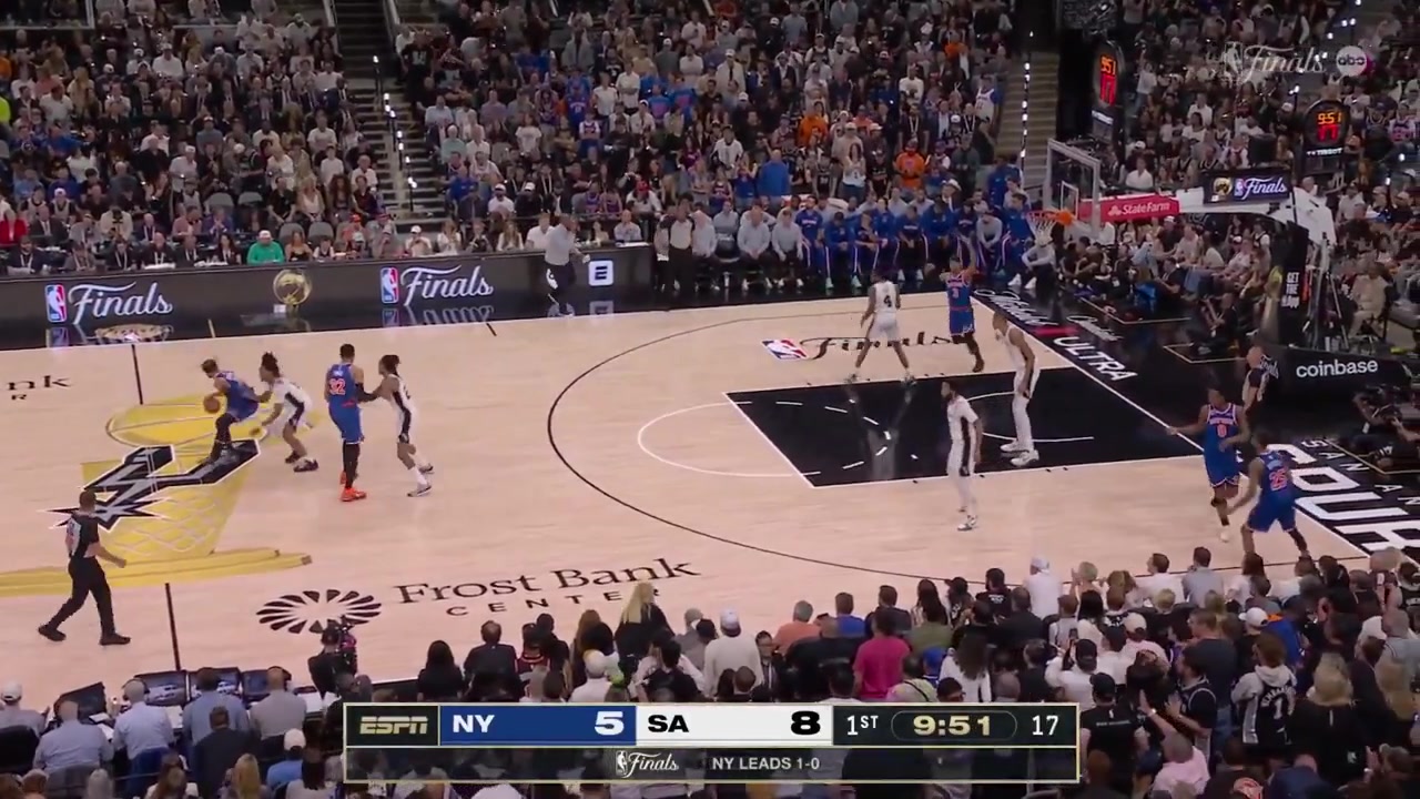 De'Aaron Fox full highlights vs New York Knicks last night 105-104 L - Game 2 - 2026 NBA Playoffs20 Points on 812 FG 667 22 from 3 22 FT 3 Rebounds 5 Assists 4 TOV 1 Steal 1 Block 2 PF and a - of 2 in 3350 minutes played