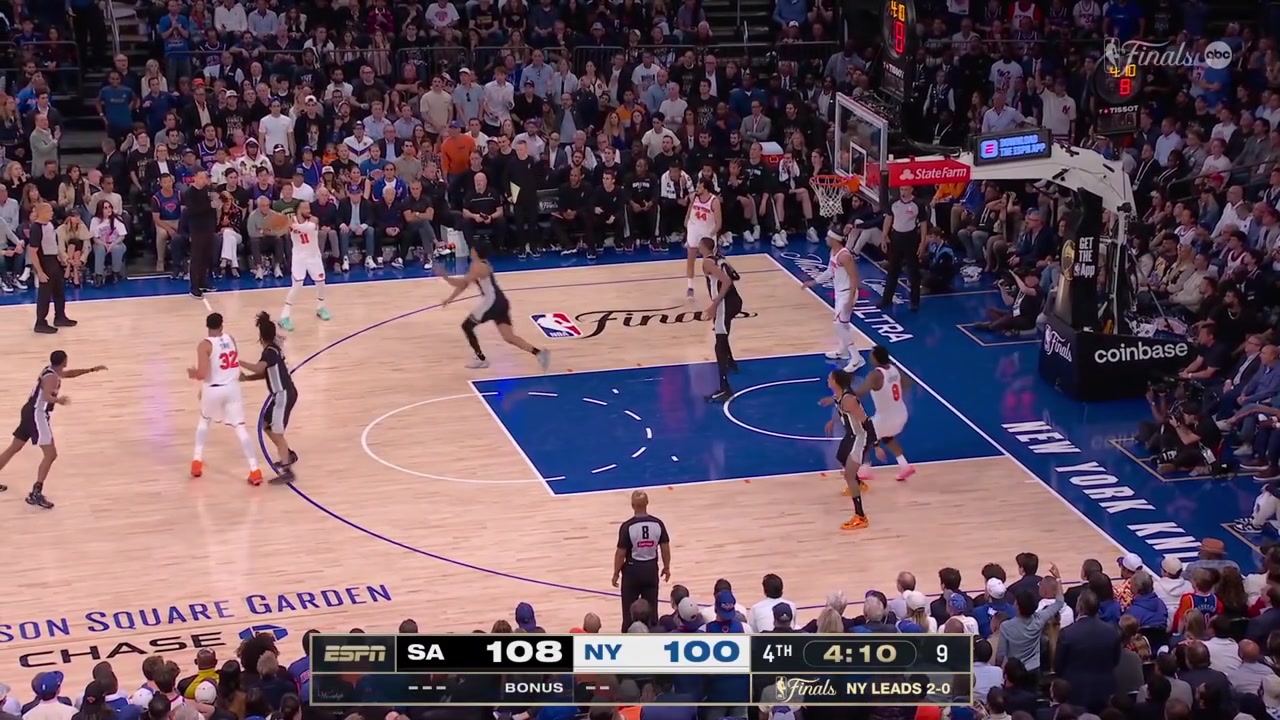 Victor Wembanyama with a great chasedown block on Landry Shamet with replaysHis 3rd block of the night