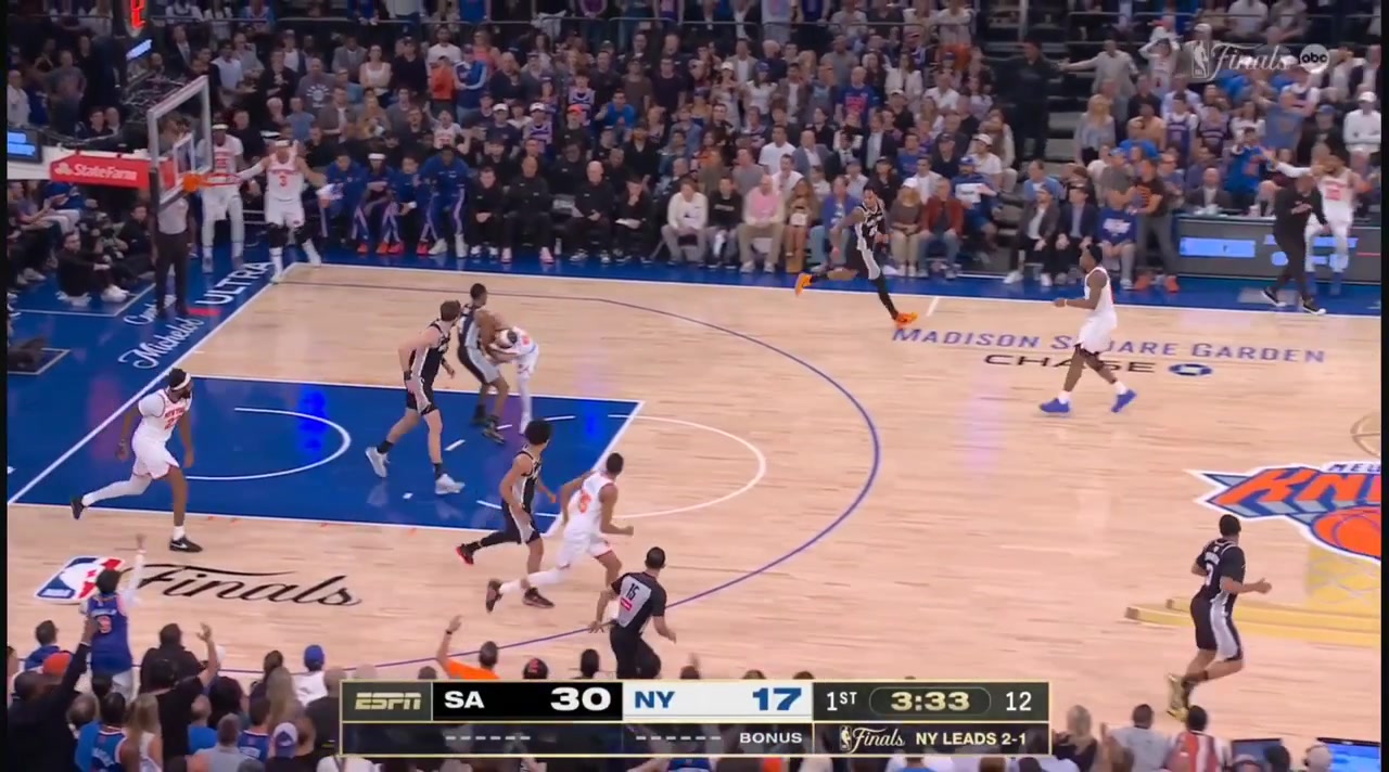 Jose Alvarado throws up a jumper as the Refs miss a potential goaltending