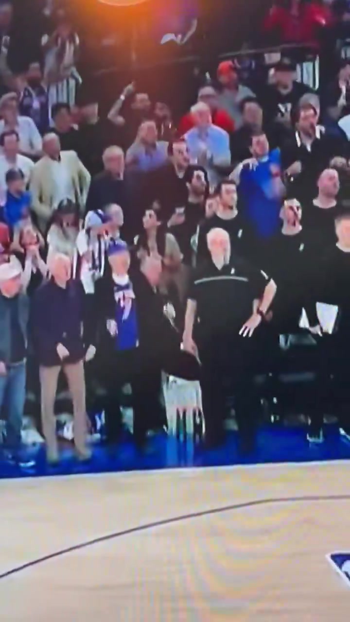 Larry David almost collapses after seeing Josh Hart miss the layup