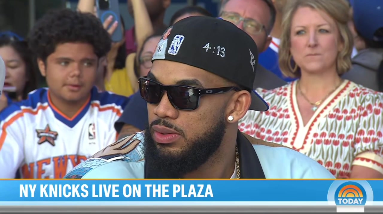 Interviewer asks the Knicks about Wemby not being friendly KAT responds by calling him a once in a generation player that the league is honored to have