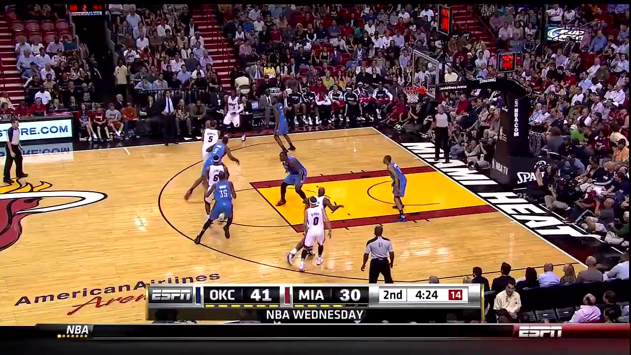 Dwyane Wade spins and explodes all over Kendrick Perkins 2011