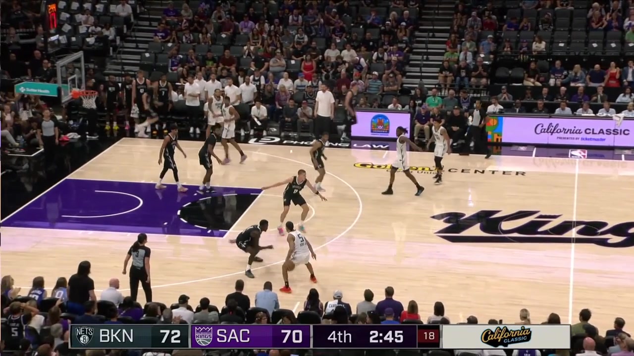 Darius Acuff Jr hits a big clutch 3-pointer to give the Kings the lead and Ben Saraf with the layup at the other endIncluding replays of Acuff from the game