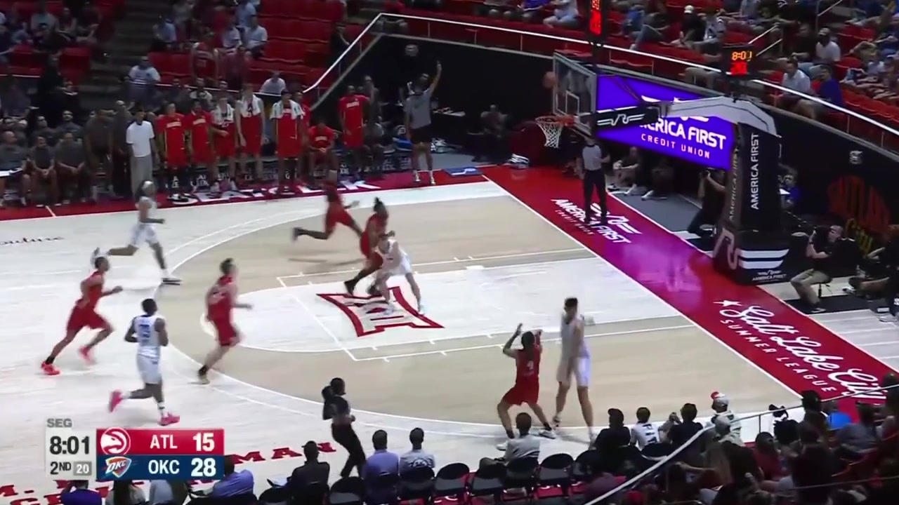 Kingston Flemings misses the 3-pointer and gets back quickly on defense to block Bryce Thompson and wins a possession for the Hawks with a replay