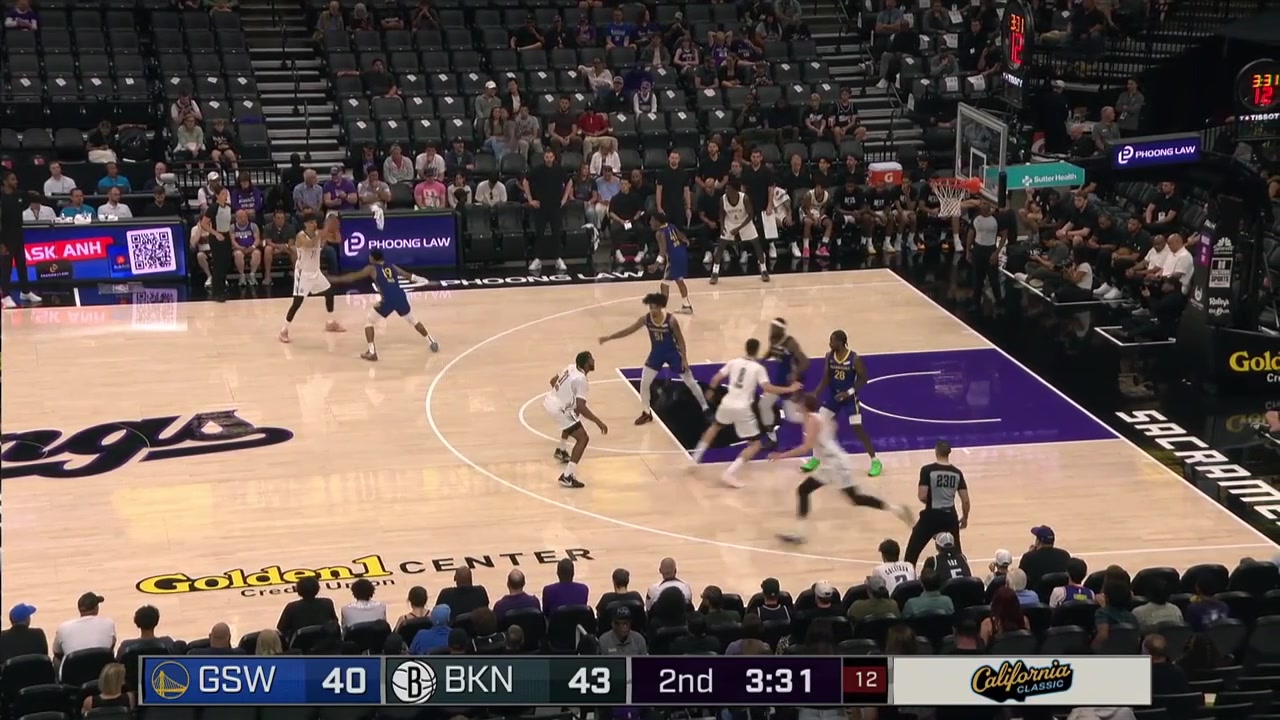 Ben Saraf splashes the 3-pointer and then scores the driving layup with replays