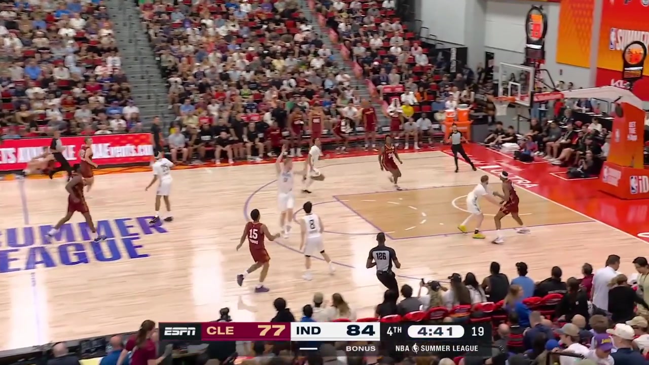 Jalen Slawson with the chasedown block on the alley-oop layup attempt Yuki Kawamura with a quick two at the other end and Jaxson Robinson scores the And-1 floater with a replay