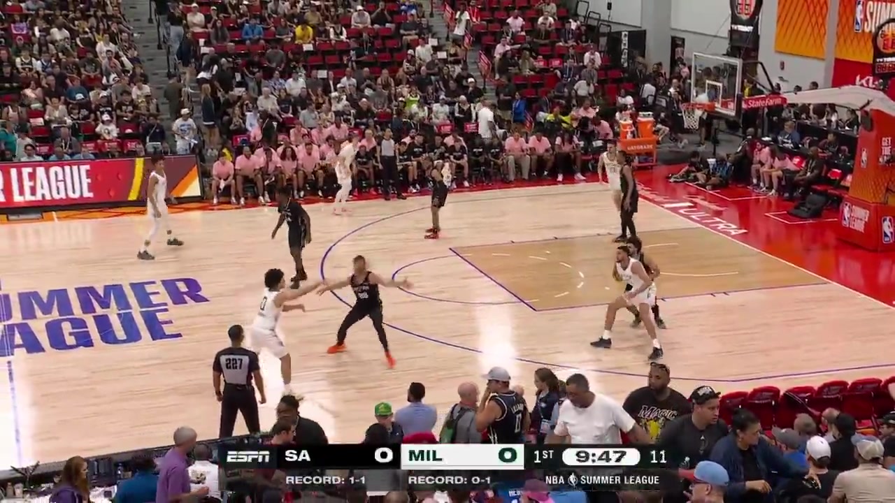 Brayden Burries full highlights vs San Antonio Spurs 90-80 L last night - Las Vegas Summer League26 Points on 916 FG 563 45 from 3 800 34 FT 3 Rebounds 3 Assists ZERO turnovers 3 Steals 2 Blocks and a - of -9 in 2946 minutes played