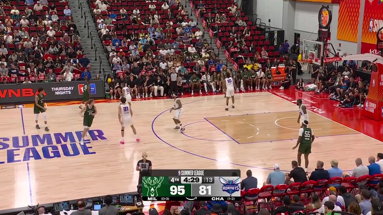 Nate Ament drives and makes the tough bucket through contact on Tidjane SalanIn the next play he takes on Michael Ajayi drives on him and scores the And-1 through contact with replays
