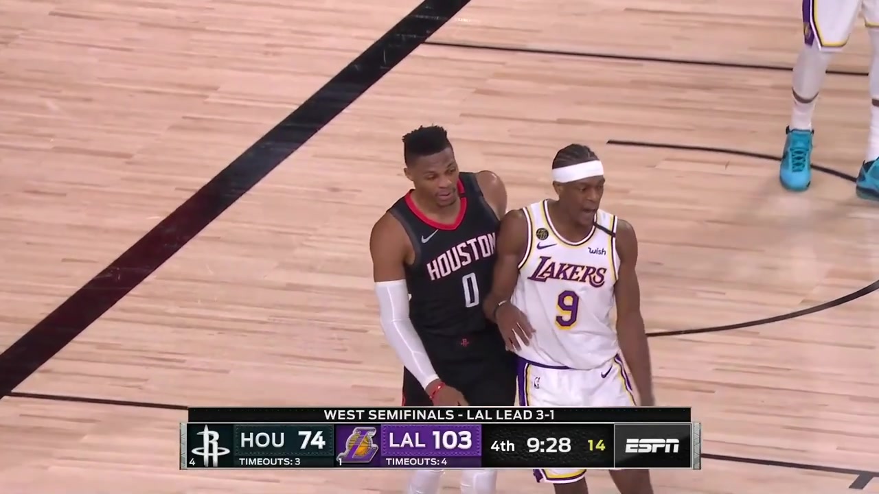 LeBron James Laughs at Russell Westbrook Yelling 'They better double me' While Down 29 Points