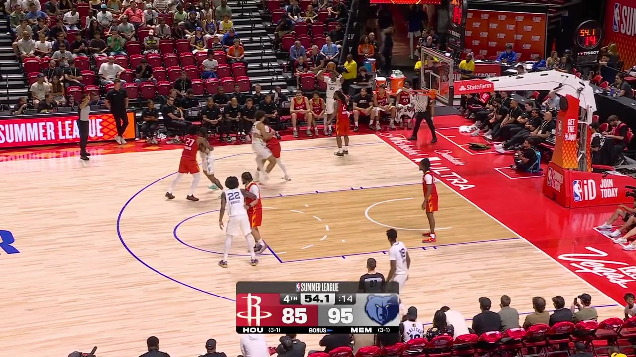 Cameron Boozer misses twice under the rim but gets it to go on the 3rd attempt for the And-1 to secure a win and a championship Summer League Game for the Grizzlies on his b-day with a replay