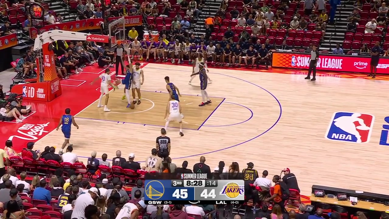 Adou Thiero with the impressive lefty alley-oop dunk off a lob by Chris Maon with replays
