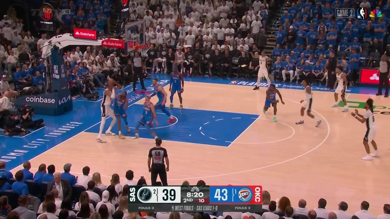 Stephon Castle with maybe the best dunk of the playoffs this year
