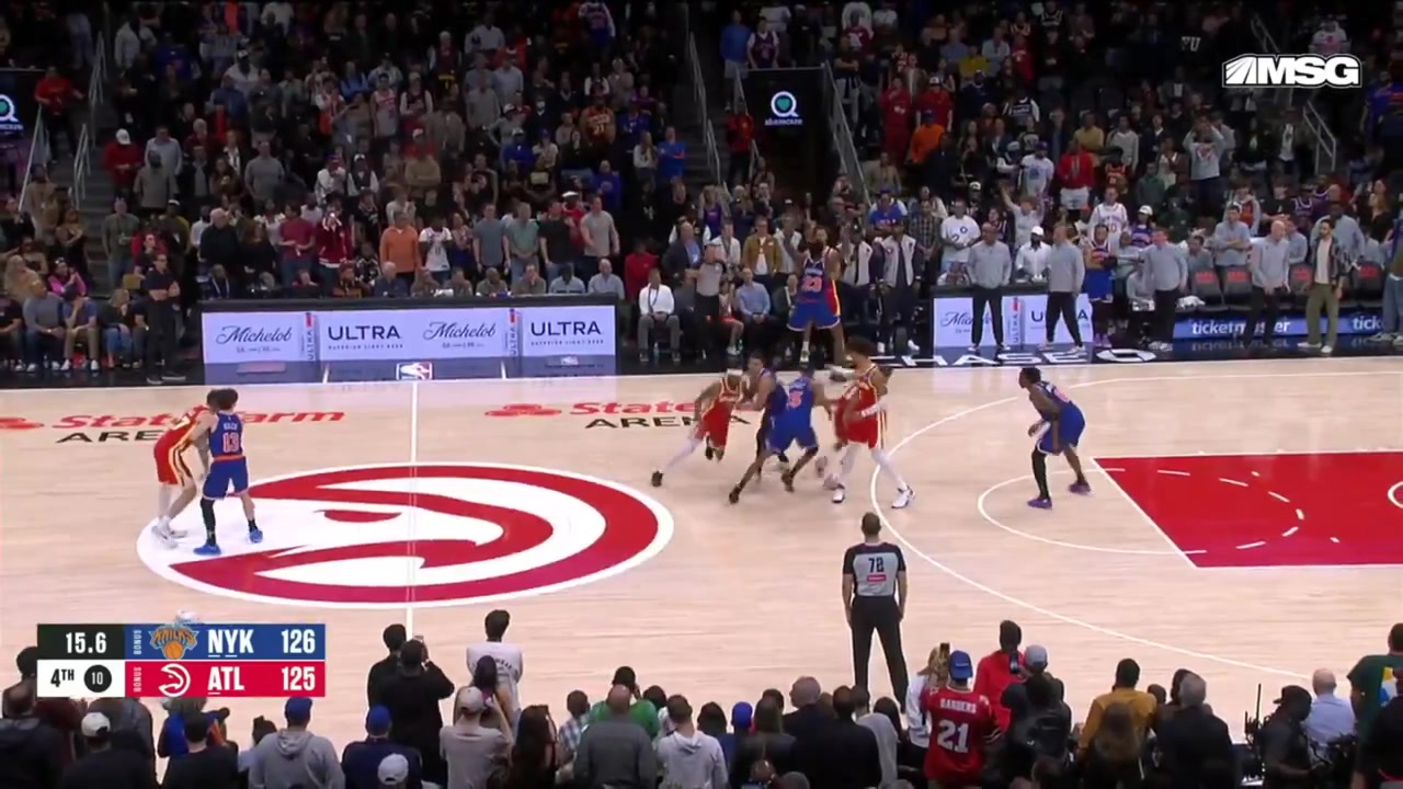 Jalen Johnson fumbles the pass from Trae Young and OG Anunonby with the two clutch free throws to put Knicks up by 3 with replays Knicks and Hawks commentaries