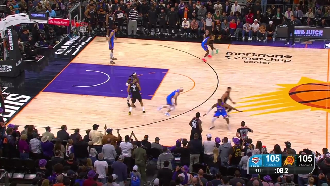 Booker with a LUDICROUS three pointer to take the lead with 1 second left in the game