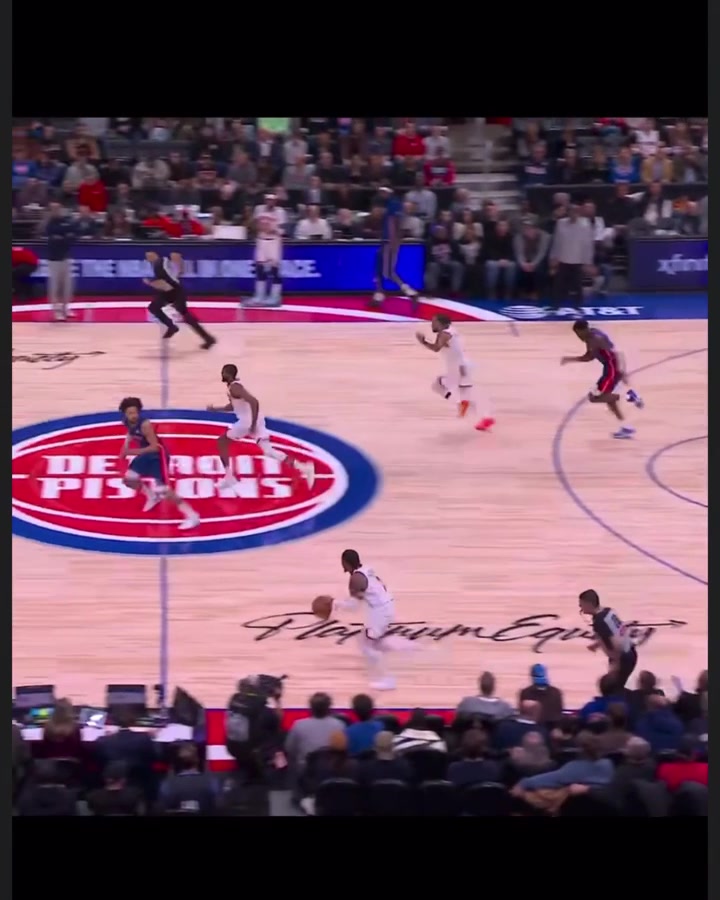 Big 2 on 1 fast break block into the stands by Cade Cunningham