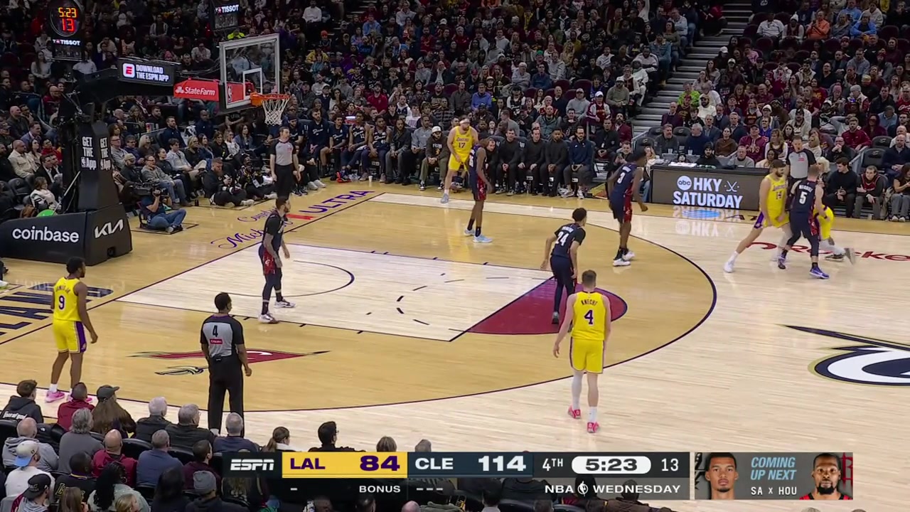 Nae'Qwan Tomlin with the fastbreak windmill dunk vs the Lakers with replays ESPN and Lakers commentaries