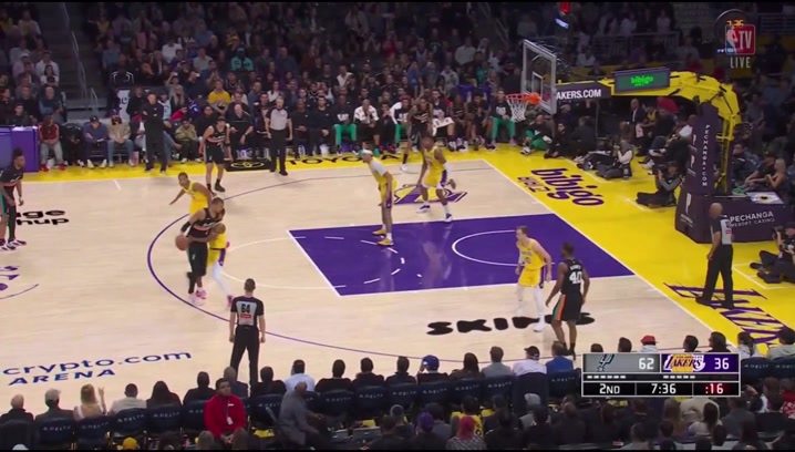 Bronny gets a defensive stop on Wemby