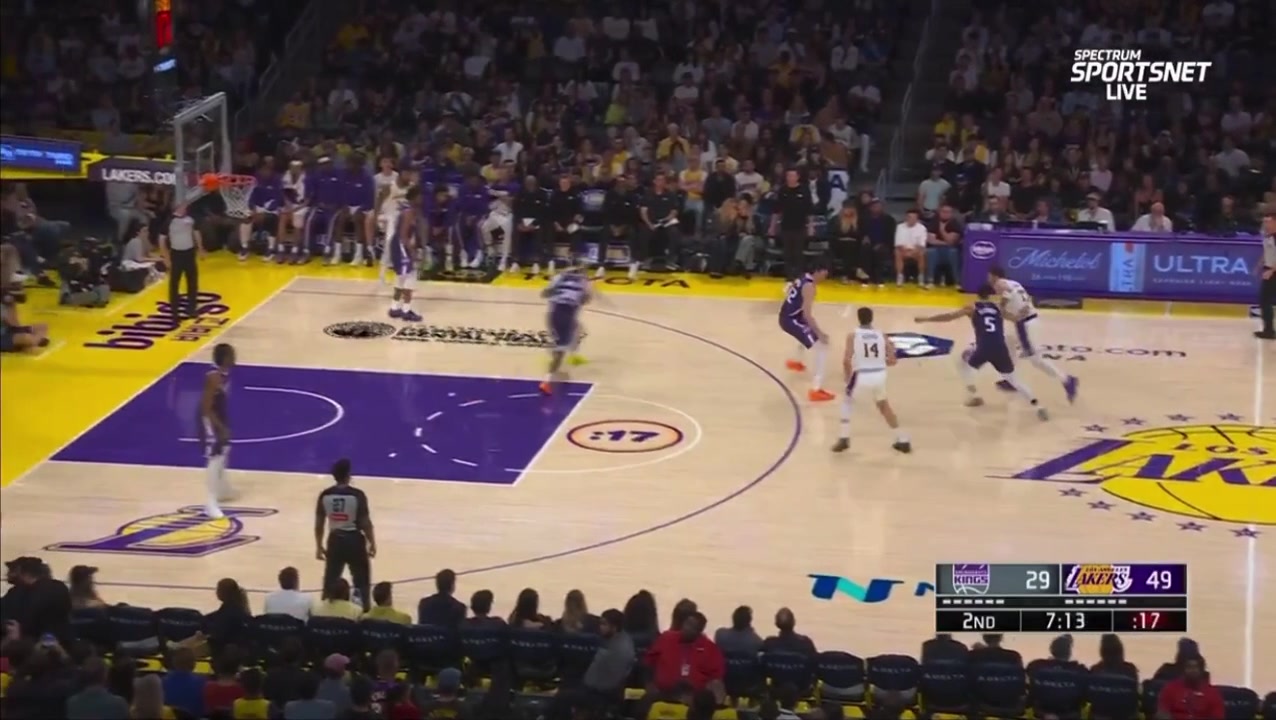 Luka Doncic finds Maxi Kleber for the poster dunk on Achiuwa