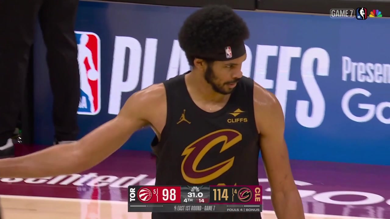 The Cavaliers fans in the arena start singing Hey hey goodbye at the end of game 7