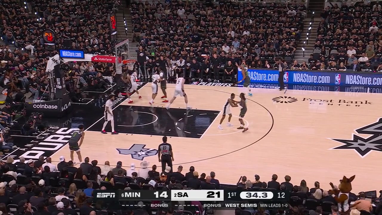 Anthony Edwards hit a 3-pointer De'Aaron Fox hits a tough step back 3 over Rudy Gobert and Keldon Johnson blocks Ayo Dosunmu to end the 1st quarter hyping the crowd with replays