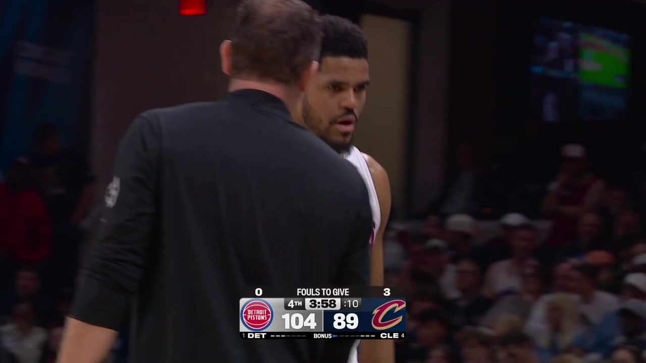 Ausar Thompson is fouled out with 356 minutes remaining in regulation and the Cavaliers fans are celebrating waving and some even flipping a bird with a replay