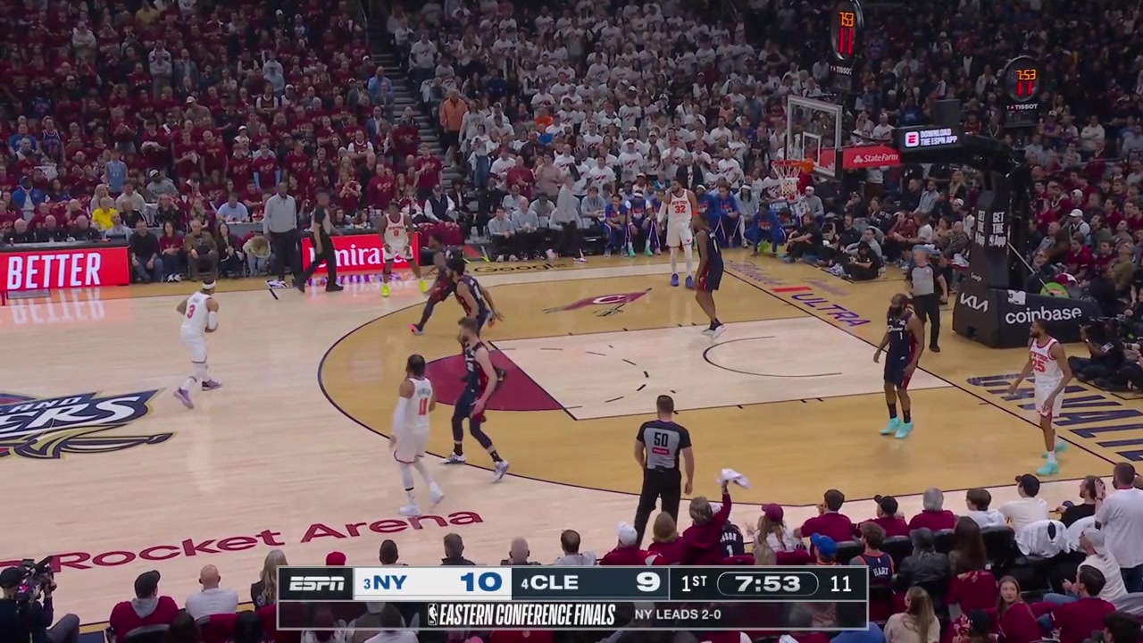 OG Anunoby hits the step back elbow jumper over Donovan Mitchell and shortly after the step back baseline jumper over Mitchell with replays