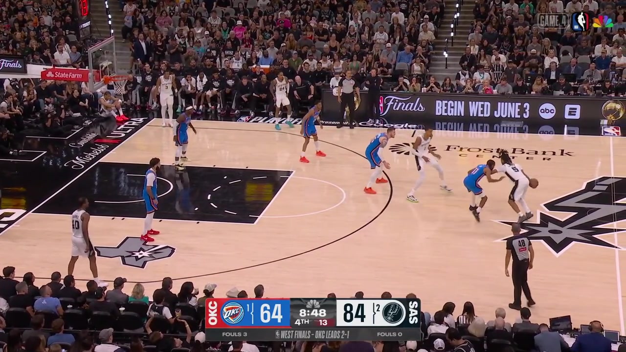 Kenrich Williams gets sandwiched by Victor Wembanyama and Harrison Barnes and still gets called for the foul with a replayBarnes was looking for a shooting foul but he did not get