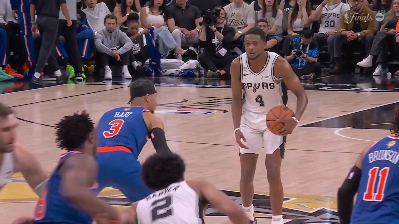 Dylan Harper with the reverse layup