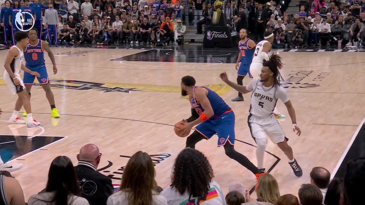 KAT picks up his fourth foul