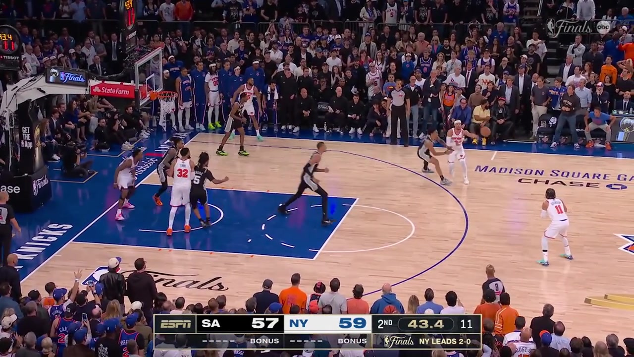 Brunson hits another long three over Wemby Mike Breen calls BANG