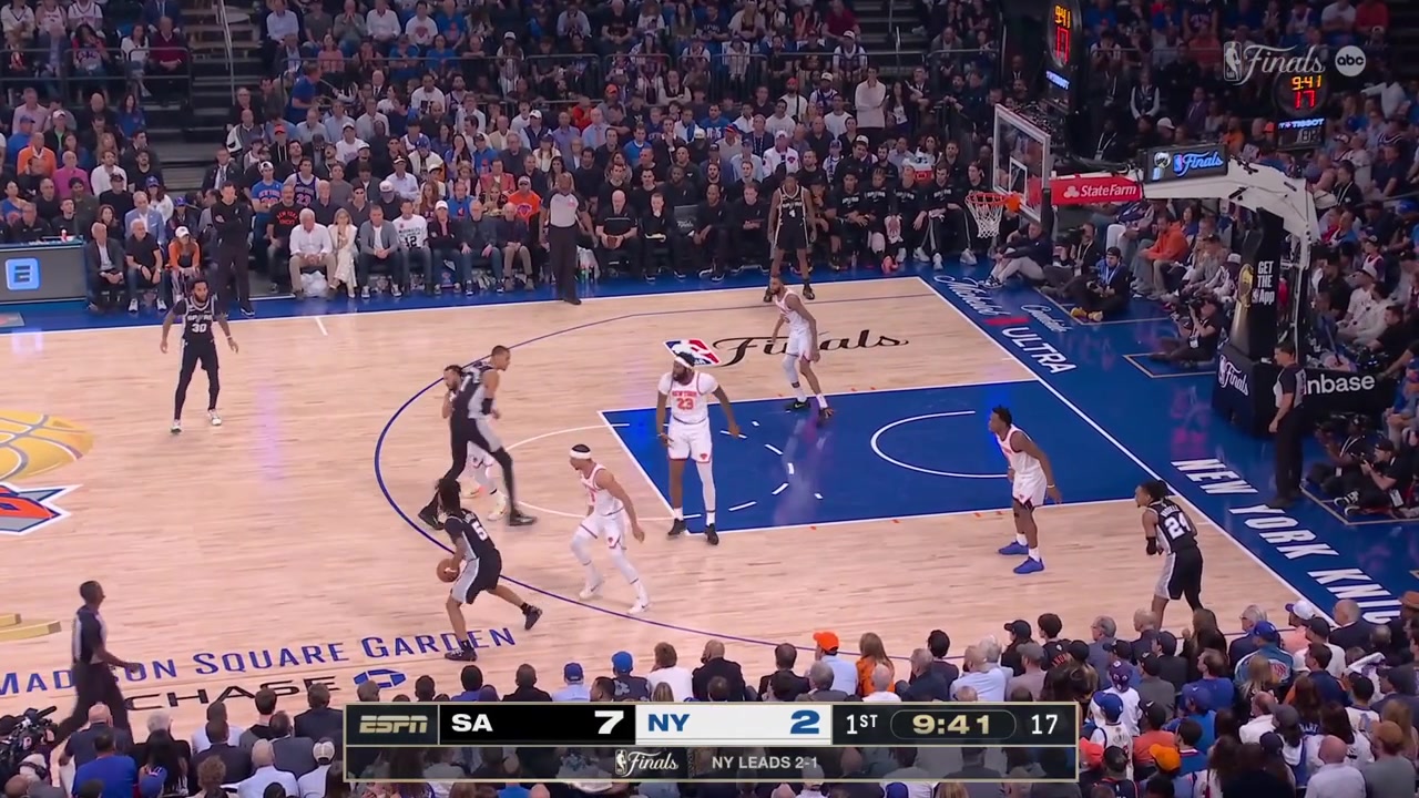 Victor Wembanyama finds Devin Vassell for the corner 3 Josh Hart with a bad pass and Julian Champagnie with the steal and the fastbreak dunk to put the Spurs up 10 early in the 1st quarter with a replayThe Knicks take a timeout