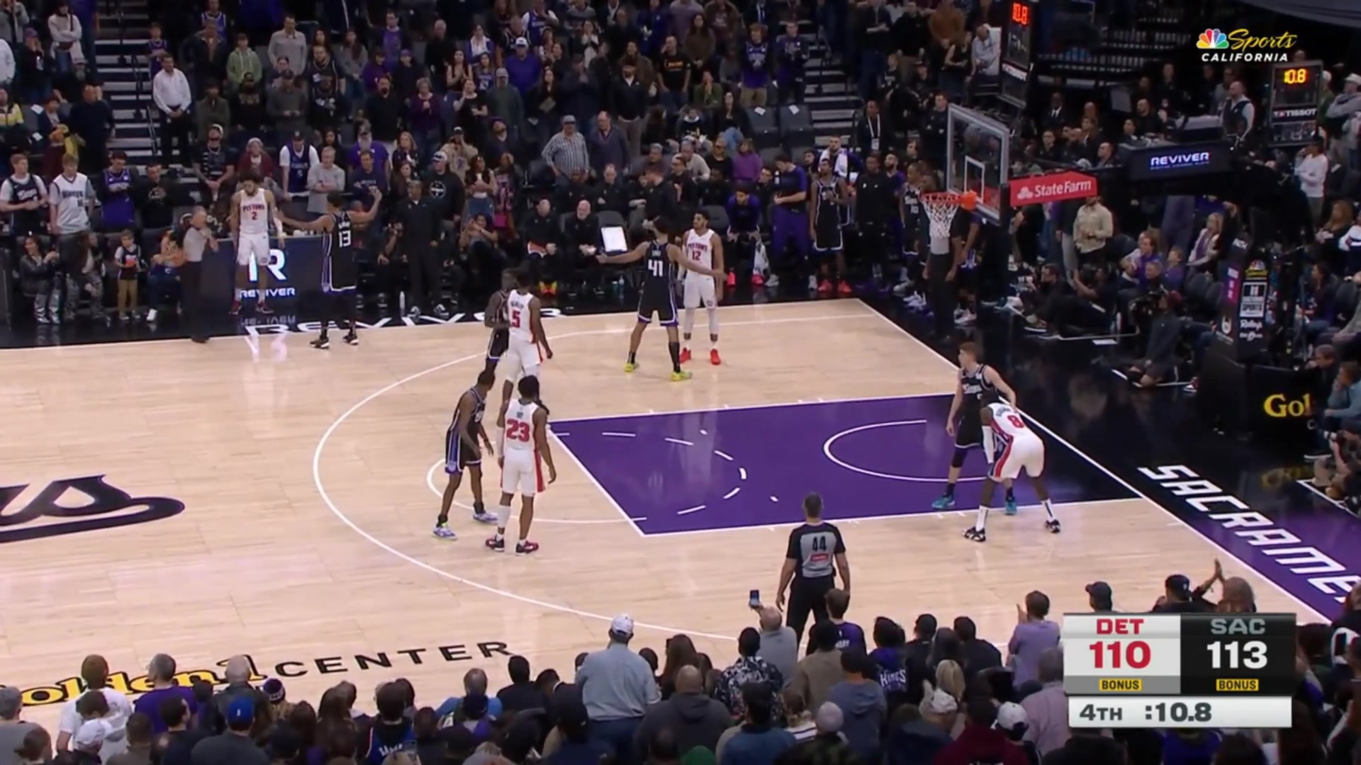 Flashback to when Fox arguably got Mike Brown fired for fouling Ivey on this 4 point play to lose the game It was the last game Brown ever coached for the Kings