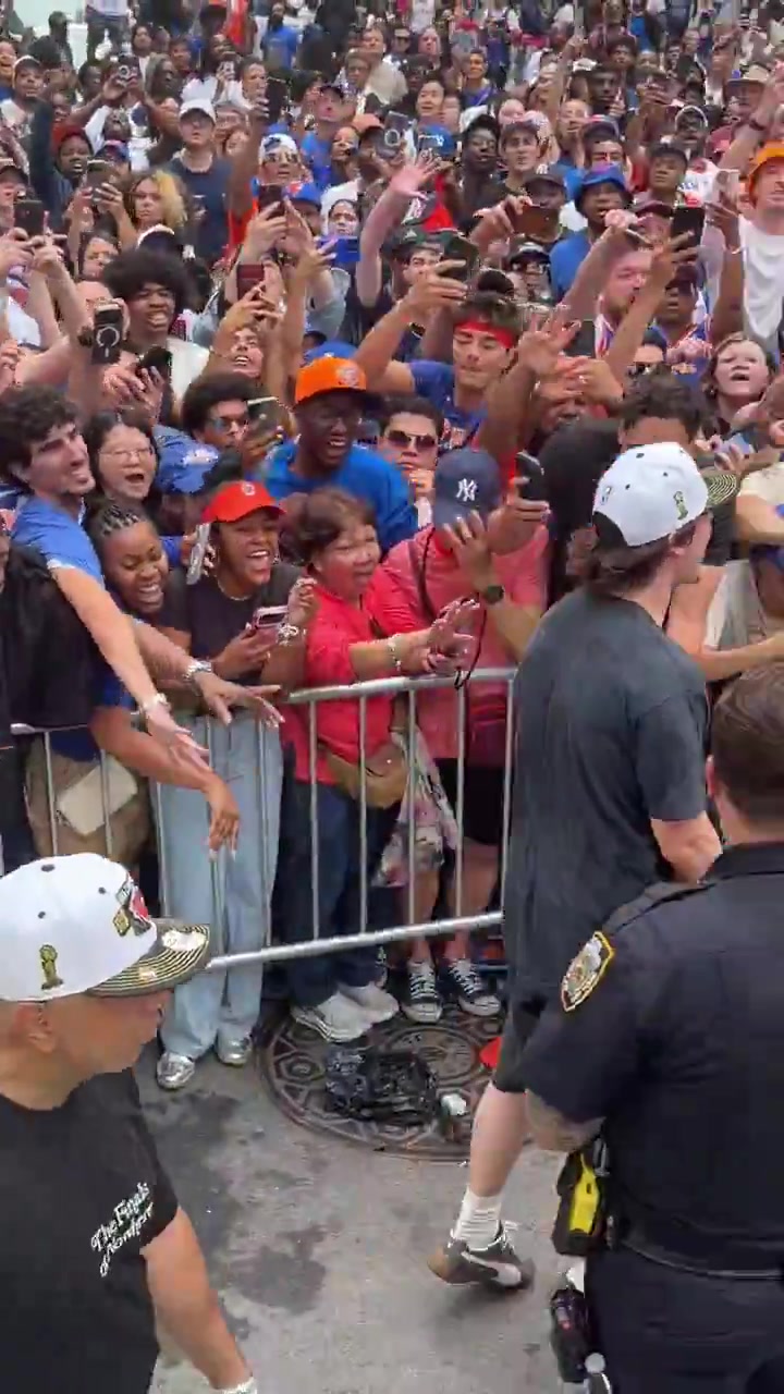 NYPD confuses Tyler Kolek for a fan jumping the barricade