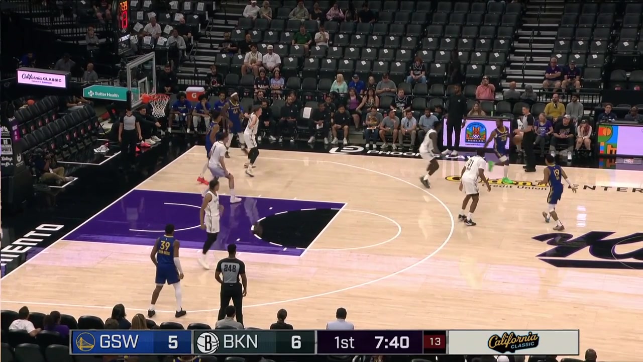 Ruben Nembhard Jr makes the tough layup steals the ball and makes a fastbreak layup