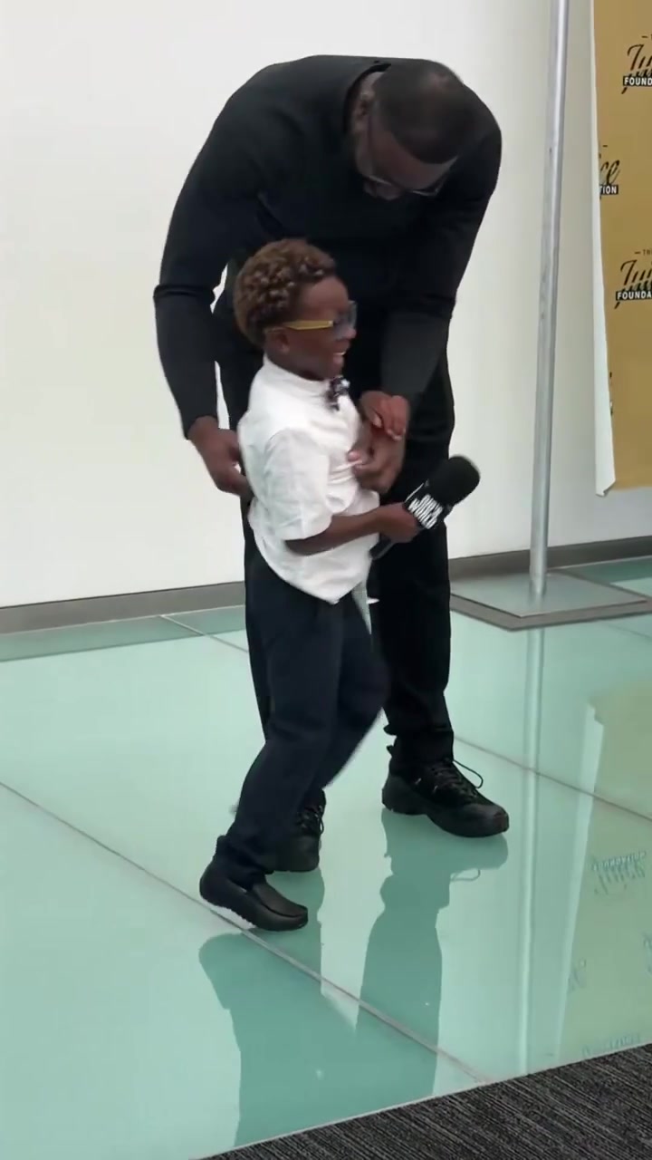 Jaylen Brown keeps his promise as he meets the young fan who cried over his trade to the Sixers