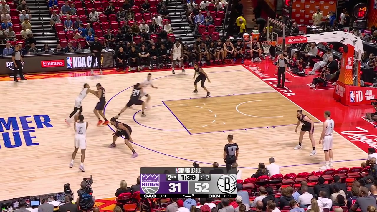 Mikel Brown Jr with a long pass to Egor Dmin for the fastbreak dunk then another assist as Dmin soars for the putback dunk at the end of the 1st half off a missed triple by Brown with replays20 Points to Egor in the 1st half