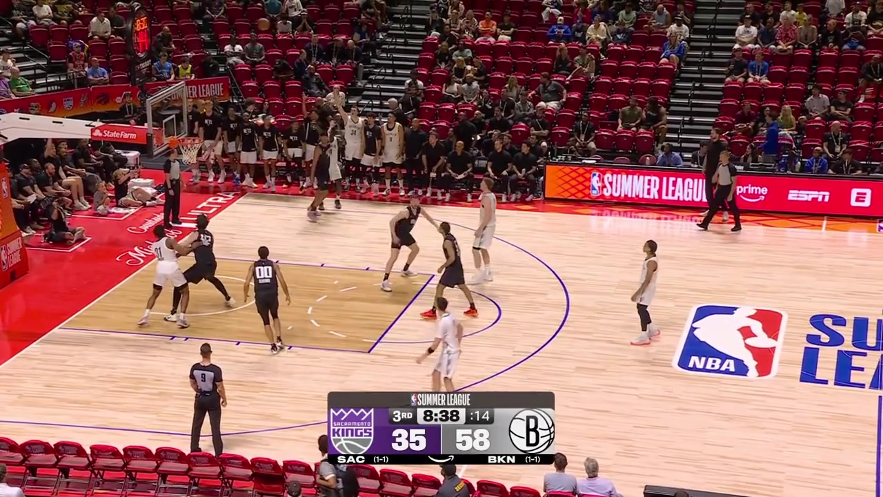 Danny Wolf with a poster dunk all over Maxime Raynaud with replays