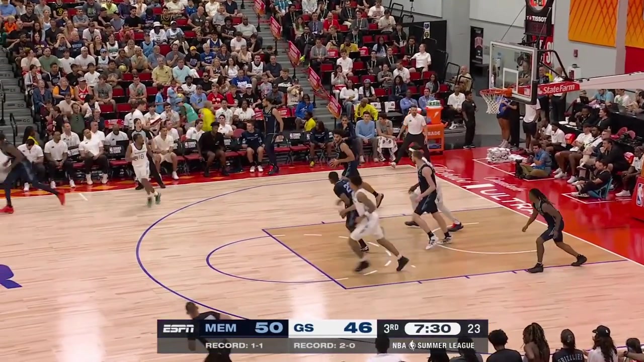 Cameron Boozer pulls up for the deep 3 and makes itShortly after he scores the And-1 putbackYaxel Lendeborg with a nice drive and finishThen he drives again sends Carson Cooper to the floor misses the nice layup attempt but scores the putback tip in