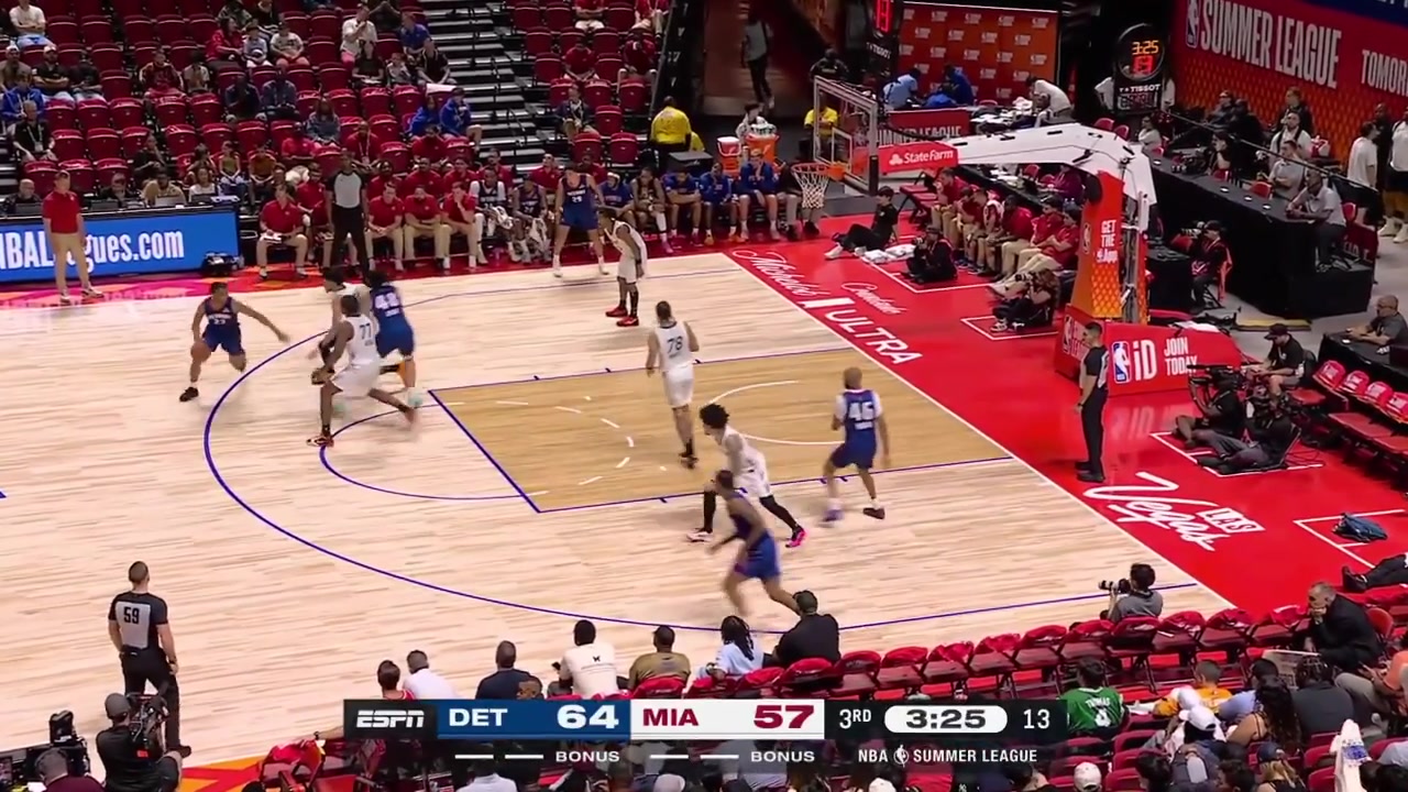 Ezra Ausar drives gets bumped by Brice Williams under the rim and falls with the ball and he throws the ball at Williams' chest who throws it back at his faceshoulder with replaysA double technical was asserted and a flagrant-1 to Brice upon review