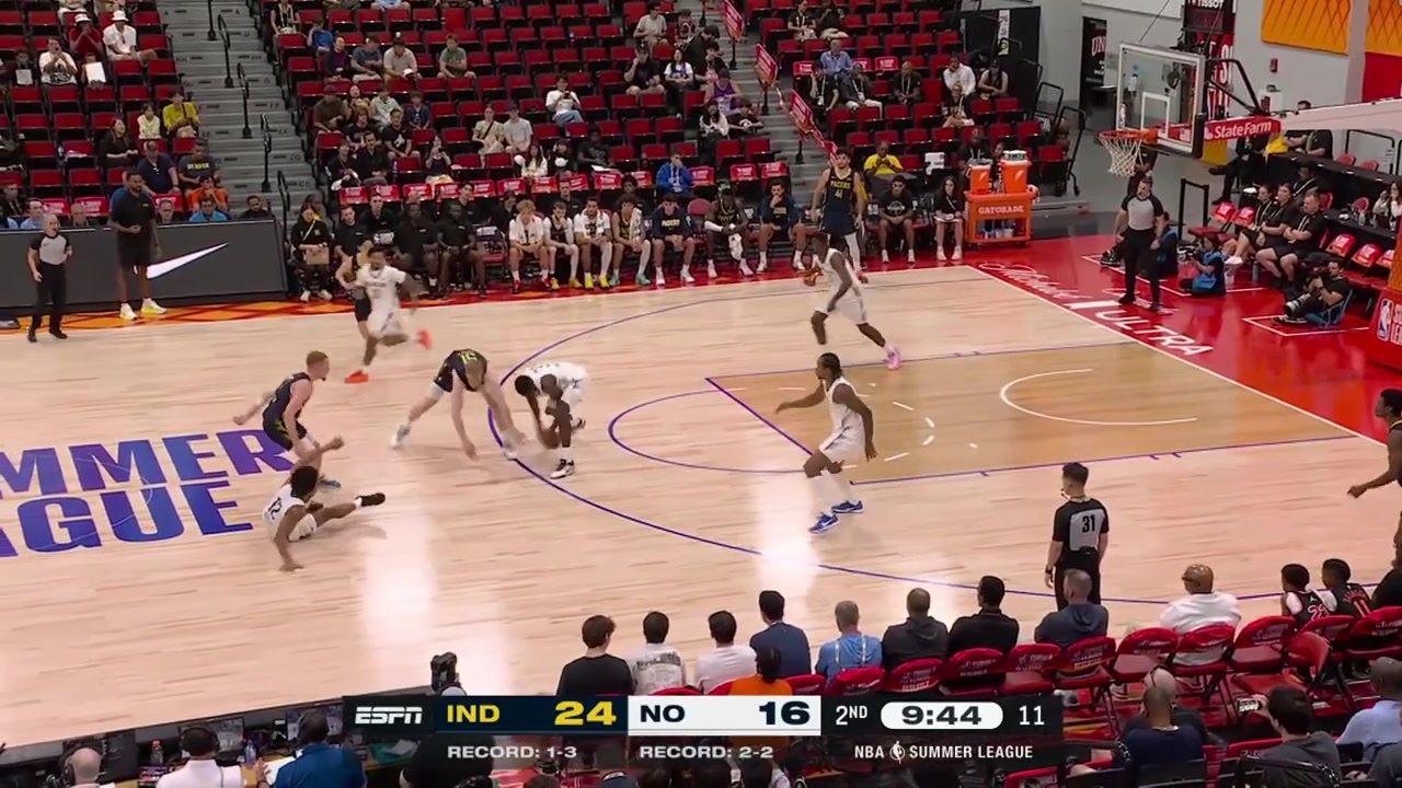 Christian Shumate with the double pump dunk with replays