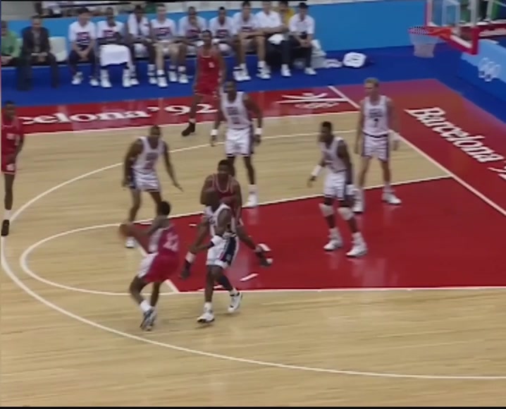 The MMM connection Michael finds Magic who finds Malone for the layup