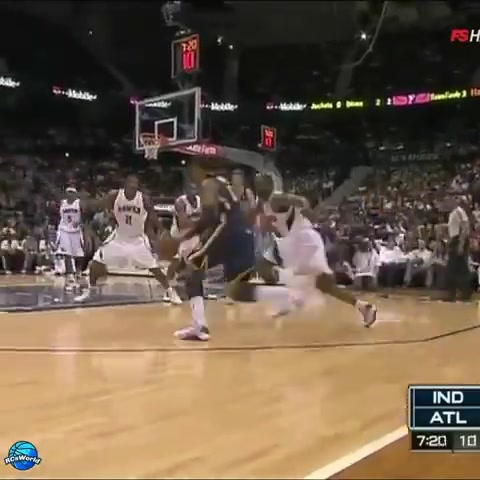 Rip Hamilton being an off-ball wizard in the 04 Finals